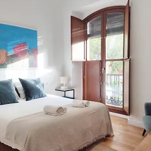  Appartement Homeyseville-luxury Arenal 6 Pax, Parking Optional